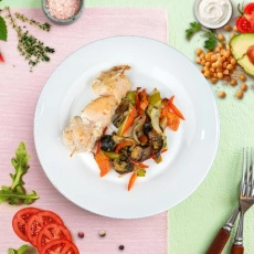 Шашлычки куриные с овощами запечеными