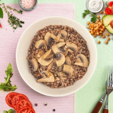 Каша гречневая с грибами и луком