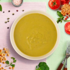 Суп-пюре с зеленым горошком и сыром